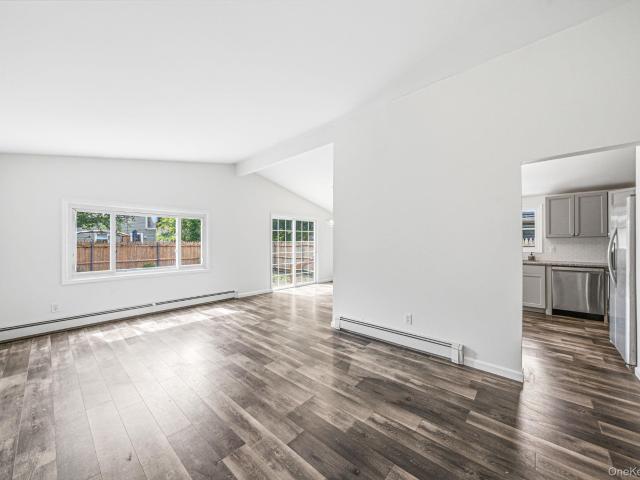 28 Ashwood Drive