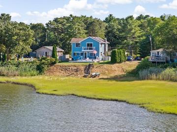 28 Arlington Rd, Wareham, MA 02571 | MLS #73503
