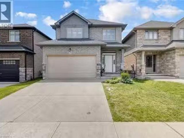 28 Banks Street, Brantford, ON, N3T 0H7 house for sale List.