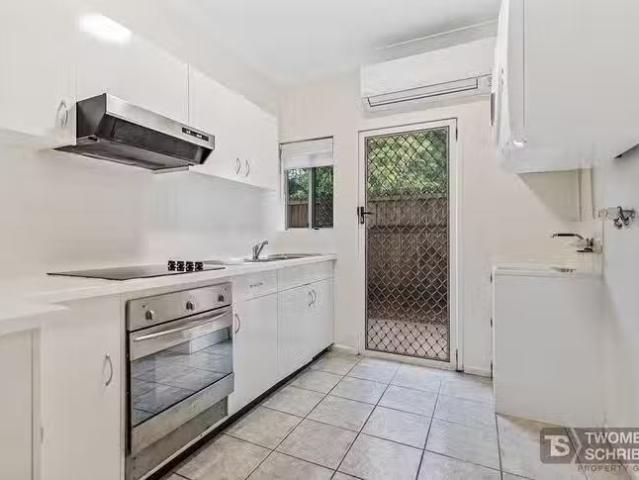 2/8 Bell Street, Bungalow, QLD 4870
