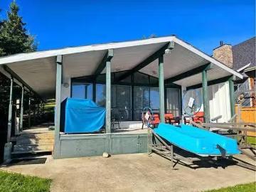 House for sale in Alberta