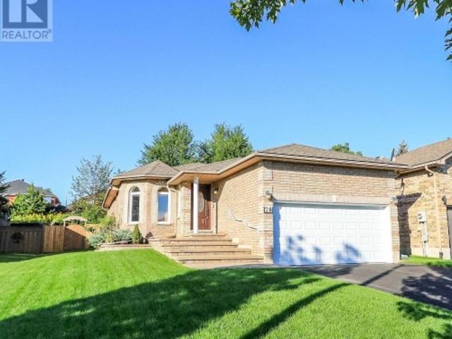28 Brookfield Crescent, Barrie, ON, L4N 9R6 house for sale | Listing ID S13751 | Royal LePage