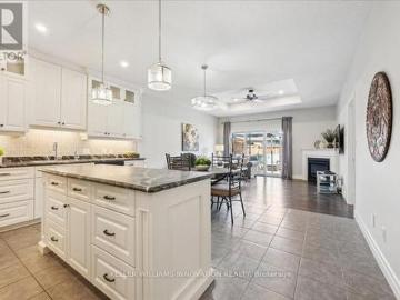 Woolwich, Waterloo, Ontario, Ontario - Fireplace
