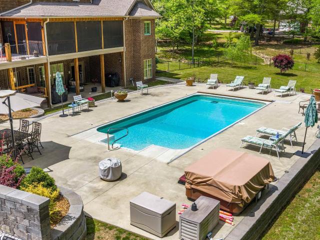 28 Caney Creek Drive