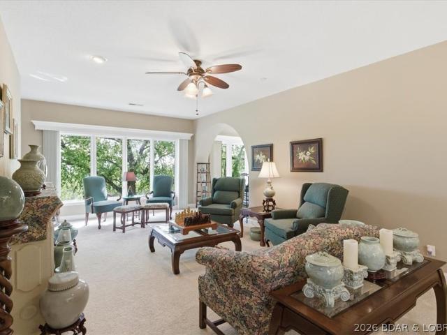 28 Center Court Drive 2B 738