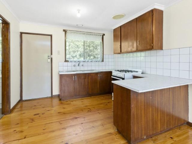 2/8 Chisholm St, Soldiers Hill VIC 3350