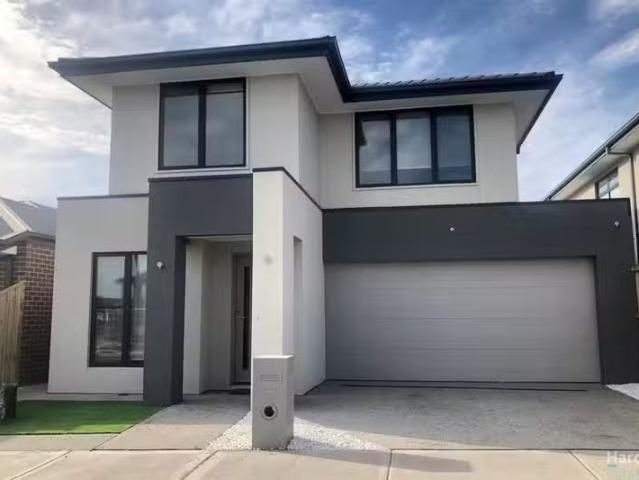 28 Clapham Avenue, Wollert, VIC 3750 Townhouse for Rent