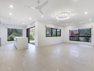 House to rent in Lee Point