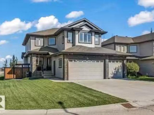 28 Danfield Place, Spruce Grove, AB, T7X 0A3 house for sale.