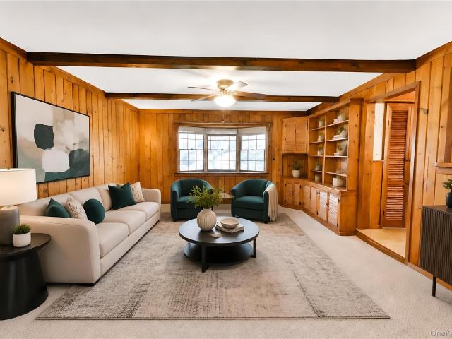 28 Dartmouth Dr, Smithtown, NY 11787 | MLS #1015