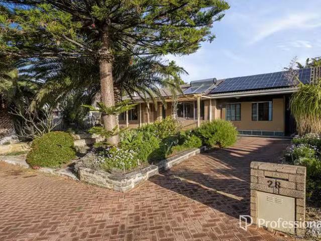 28 Dolphin Way, Beldon, WA 6027