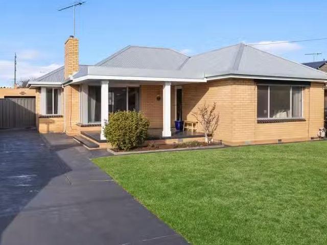 28 Dunloe Avenue, Norlane, VIC 3214 House for Rent