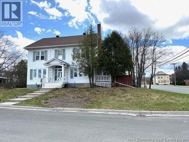 28 Dufferin Street, Campbellton, NB, E3N 2N2 house for sale | Listing ID NB139606 | Royal LePage
