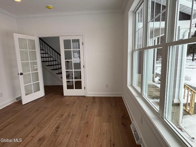28 Eastpointe Drive