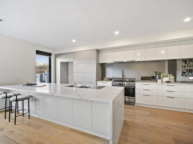 28 Emica Parade Knoxfield, VIC 3180
