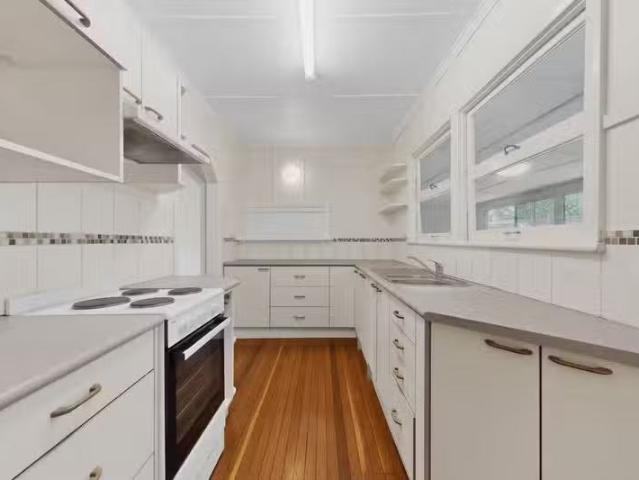28 Ferres Street, GRANGE, QLD 4051 House for Rent