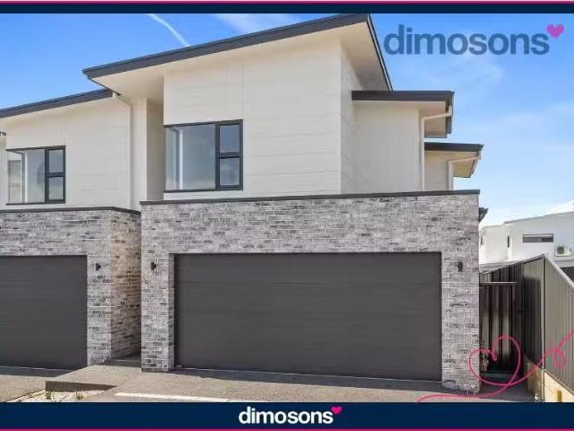 28 Galactic Drive, Dunmore Townhouse for rent Listed by Dimos.