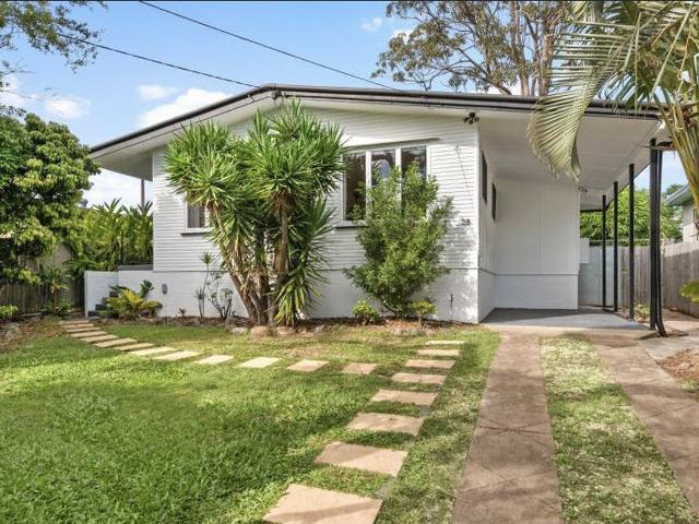28 Gatwick Street, STAFFORD HEIGHTS, QLD