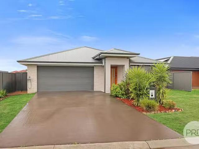 28 Gilbert Drive, Westdale, NSW 2340
