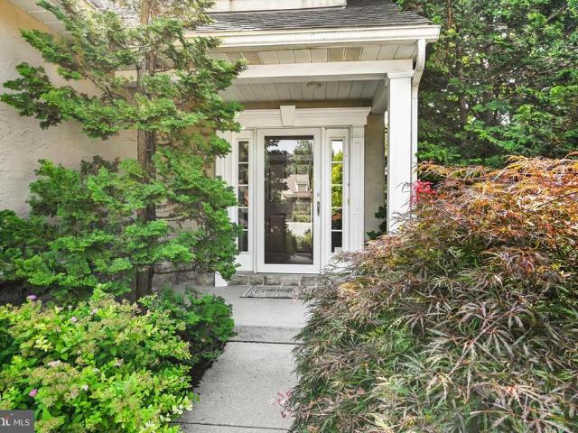 28 Greystone Circle