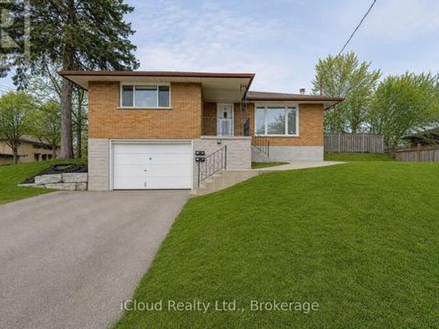28 Hoffman Street, Kitchener, ON, N2M 3M7 house for sale | Listing ID X13692 | Royal LePage