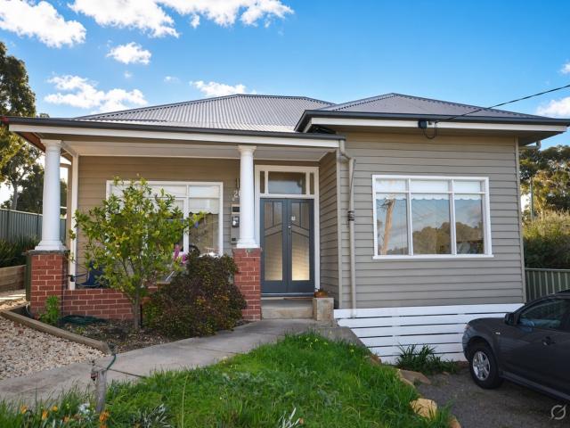 28 Houston Street, Quarry Hill, Australia