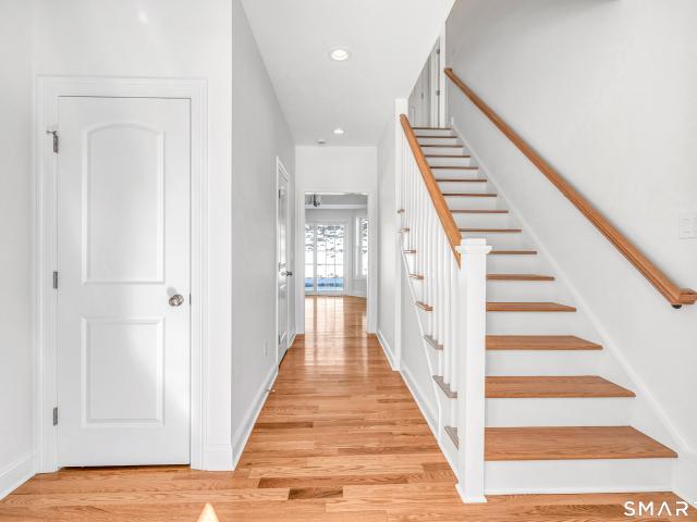 28 Hunting Ridge Rd, Middlebury, CT 06762 | MLS #24079