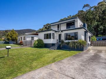 28 islington road, montrose