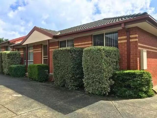2/8 Irwin Street, Clayton, VIC 3168