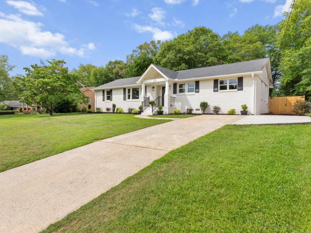 28 Kendal Green Drive