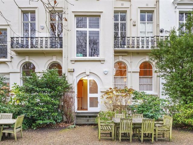 28 Kensington Park Gardens, London, W11 2QS, United Kingdom | 1 bed apartment for rent #107125578 | Rentberry