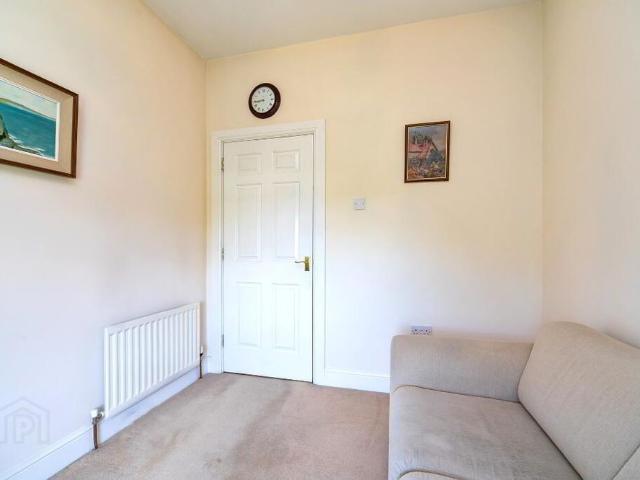 28 Kilwarlin Crescent, Royal Hillsborough, BT26 6QF