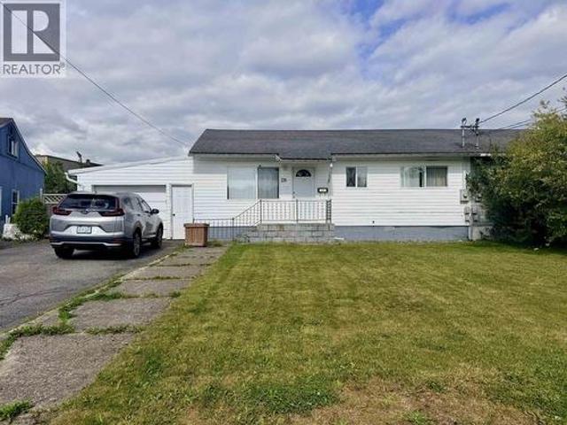 28 Lillooet Crescent, Kitimat, BC, V8C 1Z8 house for sale | Listing ID R3164 | Royal LePage