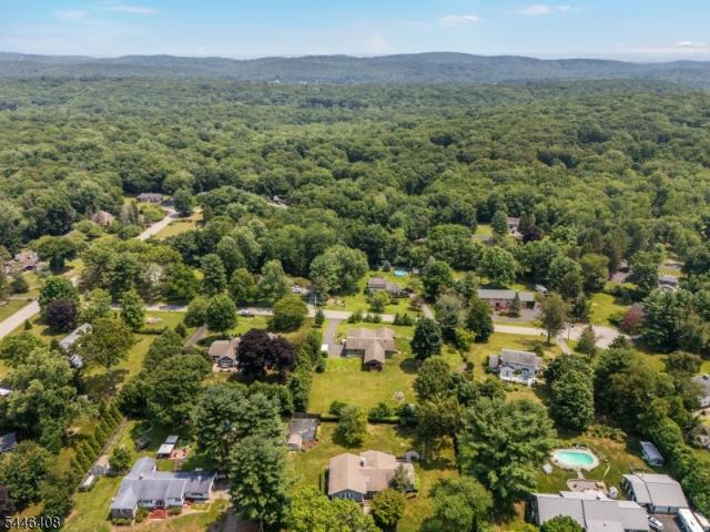 28 Lyonsville Rd