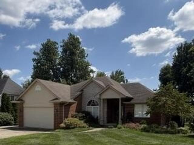 28 N Dilcrest Cir, Florence, KY 41042