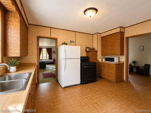 28 N 5th Avenue