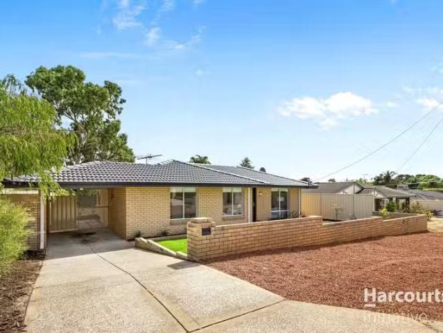 28 Oakleaf Circle, MIRRABOOKA, WA 6061 House for Rent