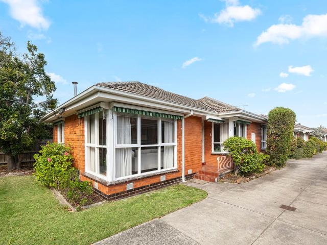 2/8 Park Avenue, Glen Huntly