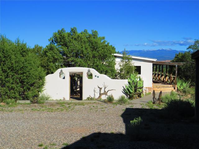 28 Private Drive 1515