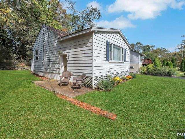 28 Risley Road