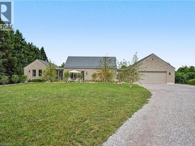 28 River Road, Brant County, ON, N3T 0N2 Luxury House for sale | Listing ID 40859 | Royal LePage Carriage Trade Luxury Properties