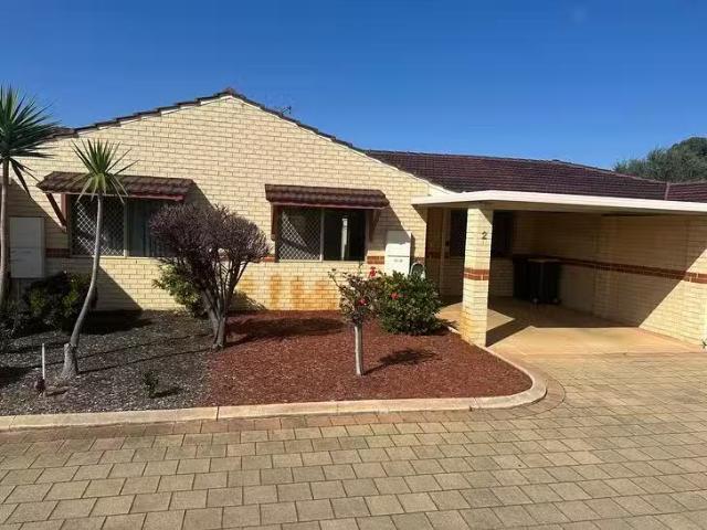 2/8 Searle Street, Middle Swan, WA 6056