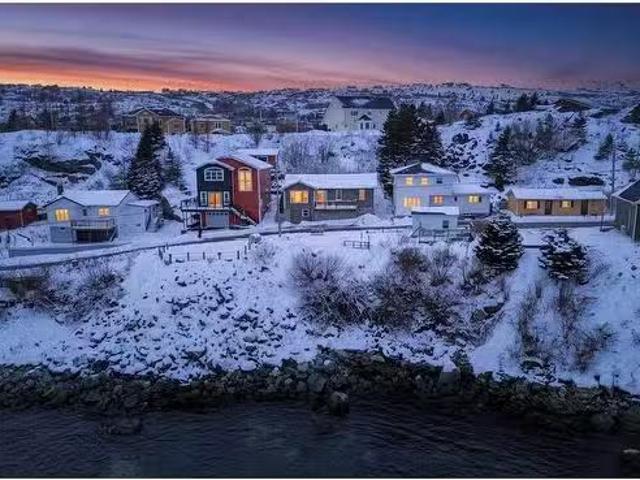 28 Spoon Cove Road, Upper Island Cove, NL, A0A 4E0 house for.