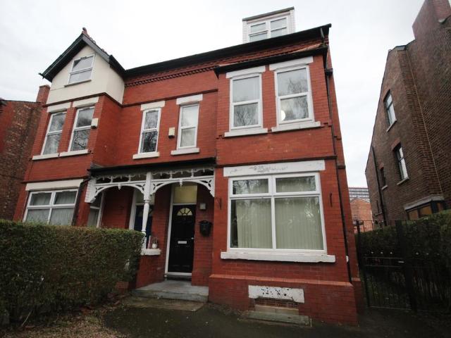 28 St Hilda's Road, Manchester, M16 9PQ, United Kingdom | 4 bed duplex for rent #138852312 | Rentberry
