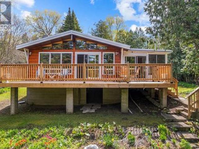 28 Stewarts Point, Northern Bruce Peninsula, ON, N0H 1W0 house for sale | Listing ID X13817 | Royal LePage