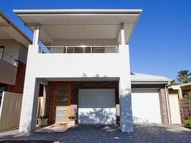 28 Sunset Crescent, Grange, SA 5022