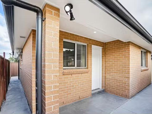 28A Ashur Crescent, GREENFIELD PARK Apartment for rent Listed.