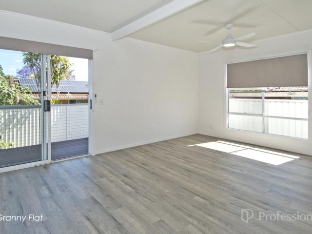28A McKinley StreetEagleby QLD 4207, Australia