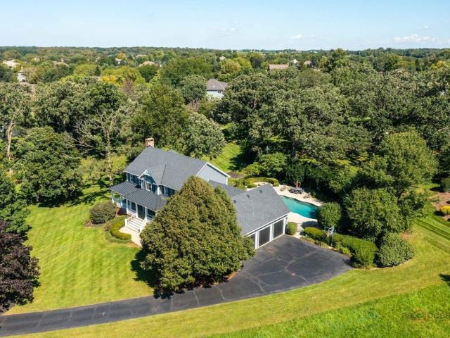 2904 Fox Knoll Court