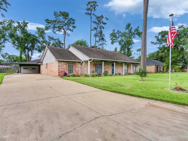 2904 Frostwood Circle